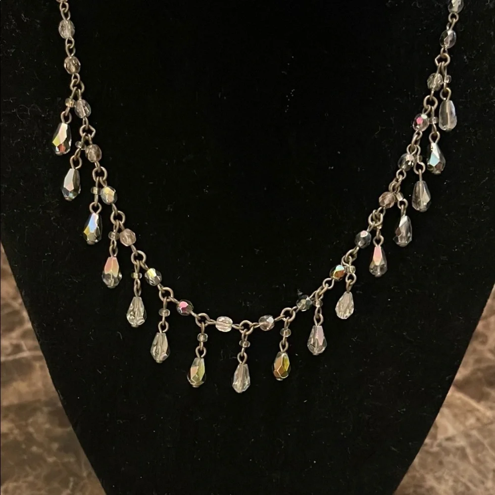 Elegant Crystal Drop Necklace